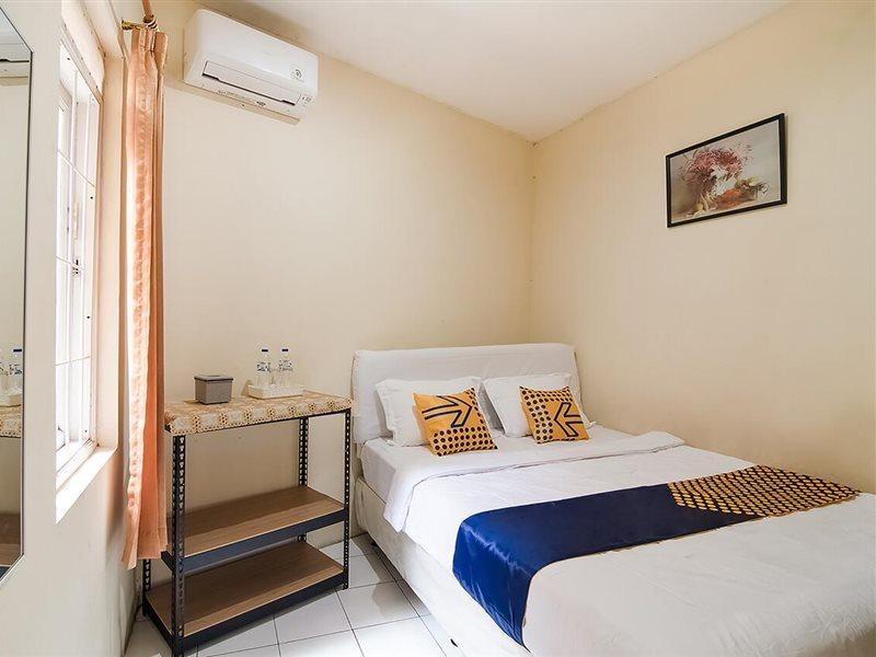 Kost Carmelia Syariah Baranangsiang Bogor Hotel Екстериор снимка