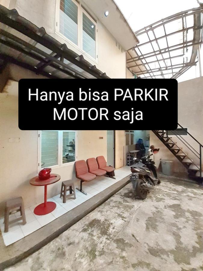 Kost Carmelia Syariah Baranangsiang Bogor Hotel Екстериор снимка