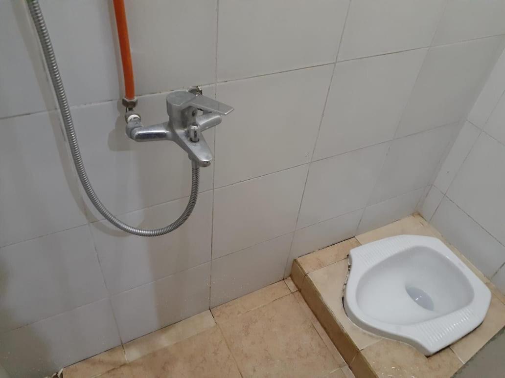 Kost Carmelia Syariah Baranangsiang Bogor Hotel Стая снимка