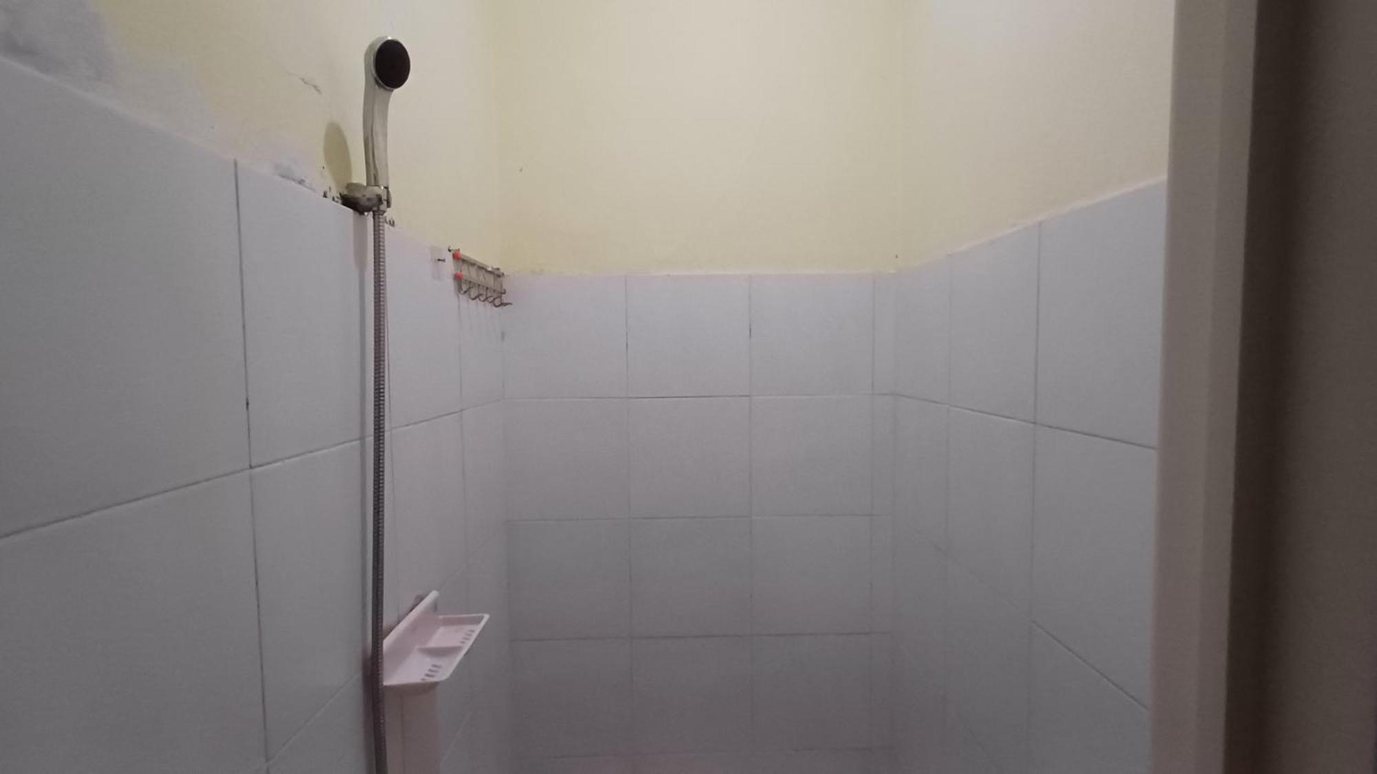 Kost Carmelia Syariah Baranangsiang Bogor Hotel Екстериор снимка
